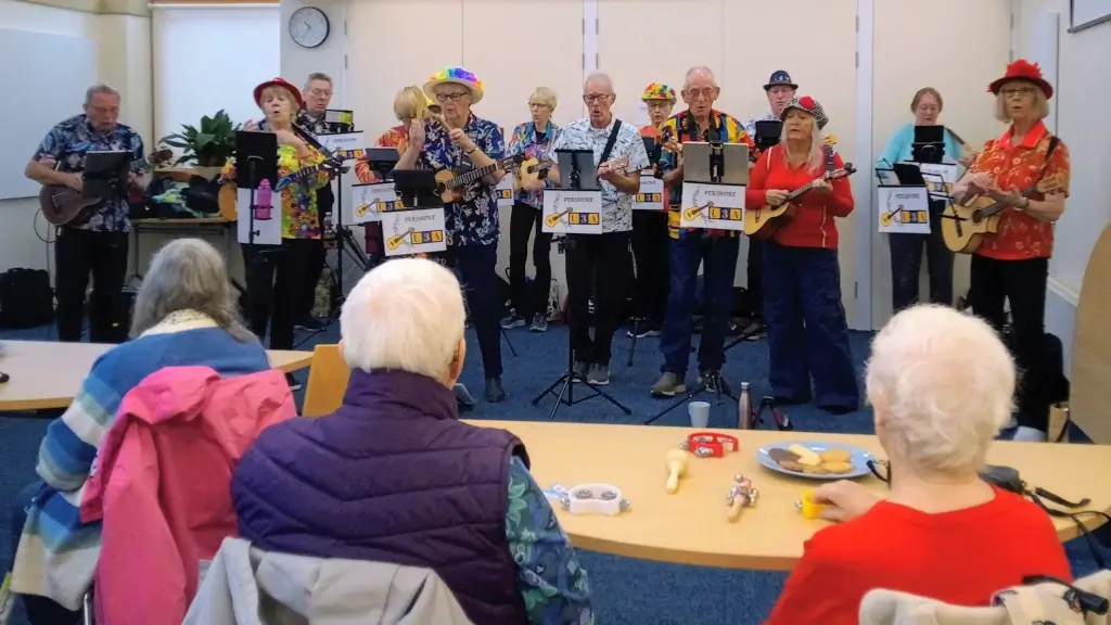 Pershore Pathfinders being entertained by Pershore U3A Ukulele Group