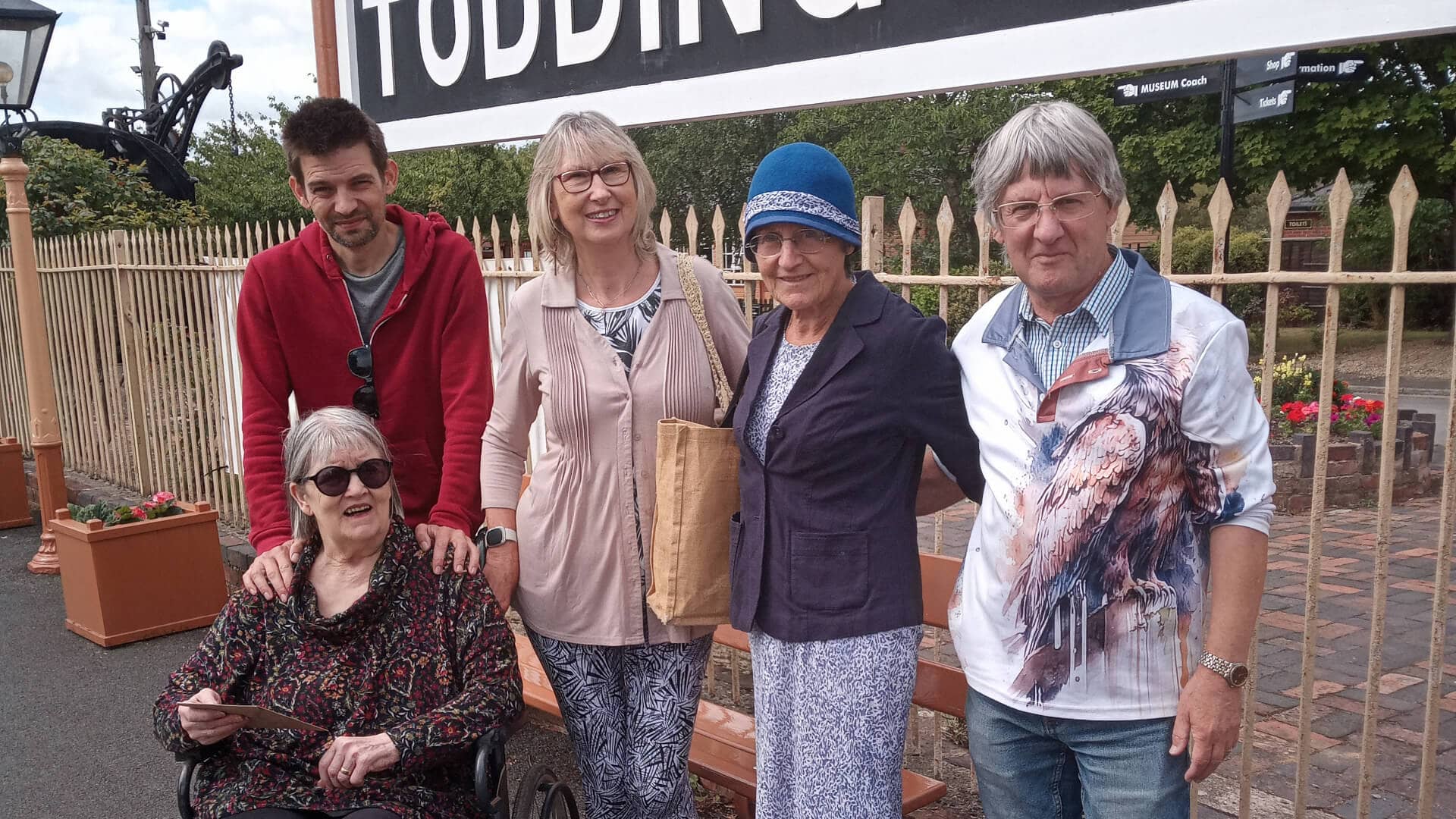 VTN and Pershore Pathfinders at Toddington station